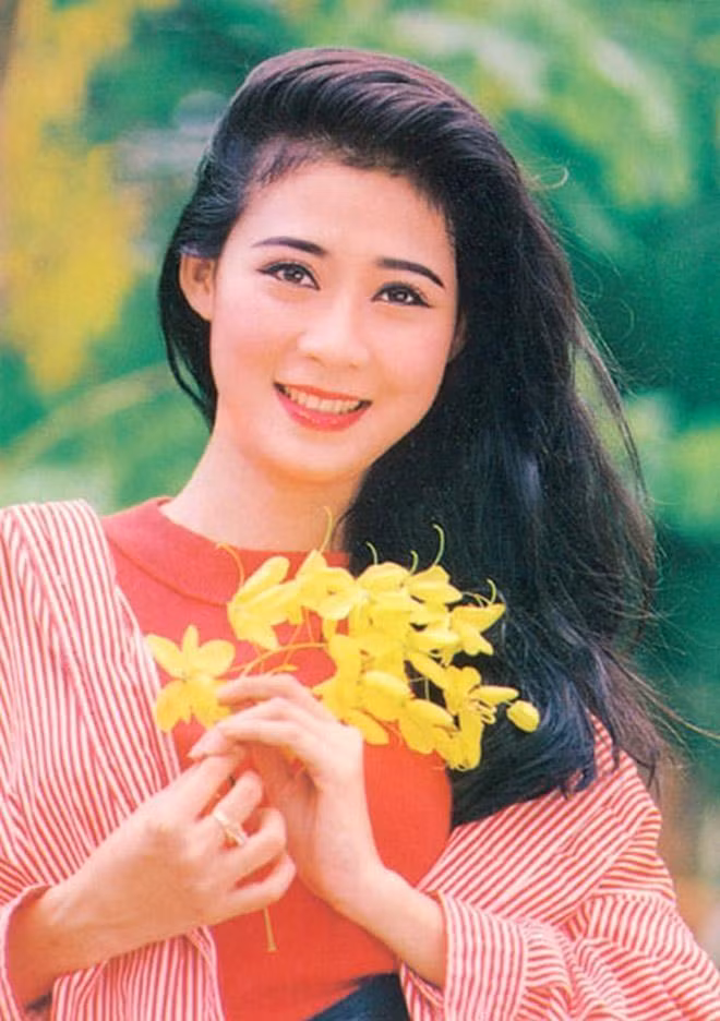 Ở thời kỳ đỉnh cao của sự nghiệp, Diễm Hương góp mặt trong hơn 60 bộ phim ở nhiều thể loại. Ở thời kỳ đỉnh cao của sự nghiệp, Diễm Hương góp mặt trong hơn 60 bộ phim ở nhiều thể loại.