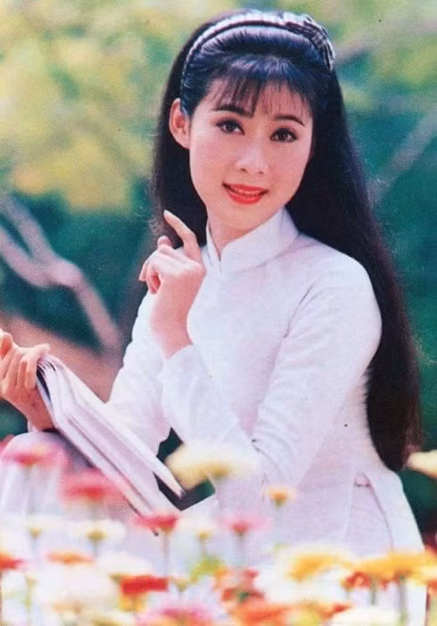 Diễm Hương Đệ nhất mỹ nhân” của màn ảnh Việt giờ ra sao?-1