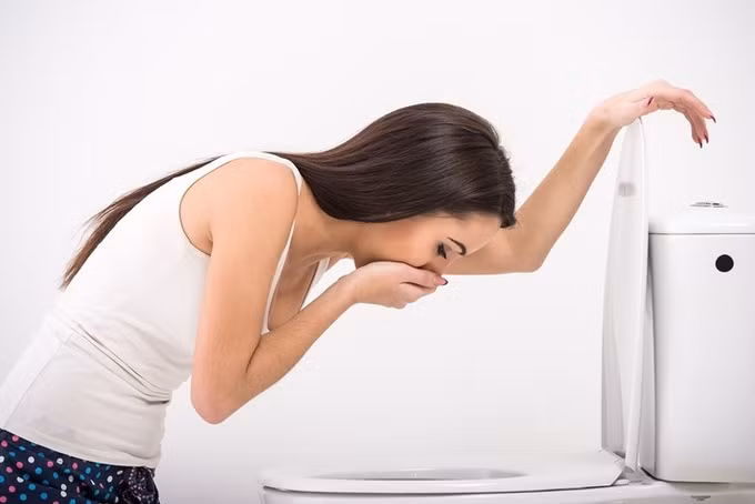 8 dấu hiệu cảnh báo tim của bạn đang có vấn đề