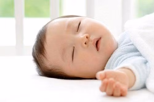 Những vấn đề sức khỏe trẻ có thể gặp nếu không được ngủ đủ giấc 