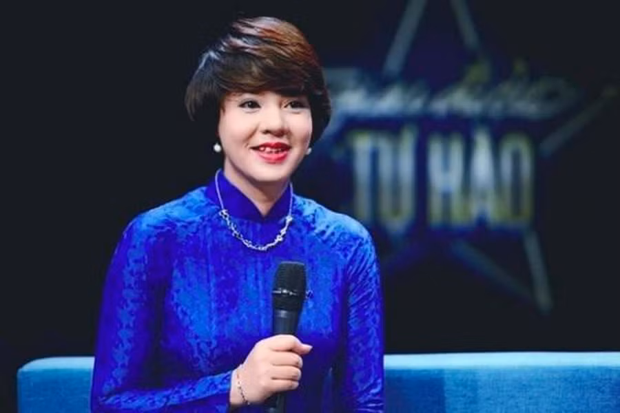 MC Diễm Quỳnh.