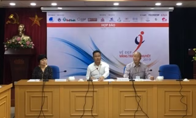 9 thí sinh tham dự chung kết “Vẻ đẹp vầng trăng khuyết“