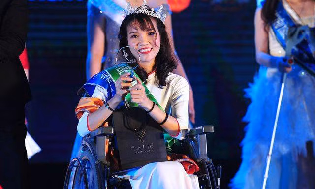 Á khôi 2 Phạm Thị Kim Vân.