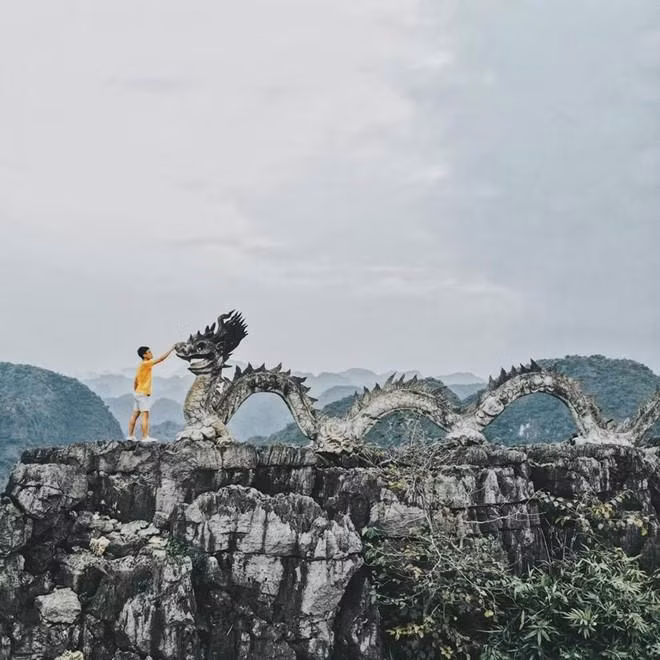 sap den ky nghi 30/4, dung quen 3 noi "song ao" hot nhat mien bac 2019 - 5