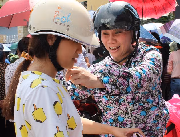 Tình thân vô giá
