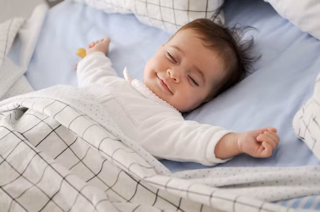 4 quy tắc vàng khi cho trẻ nằm điều hòa bố mẹ nào cũng nên biết ảnh 1 Không để gió phả thẳng vào người trẻ