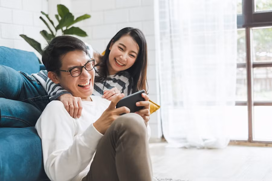 Khi phải cùng nhau đưa ra một quyết định lớn, sự kiên nhẫn là rất quan trọng. (Ảnh: ITN) Khi phải cùng nhau đưa ra một quyết định lớn, sự kiên nhẫn là rất quan trọng. (Ảnh: ITN)