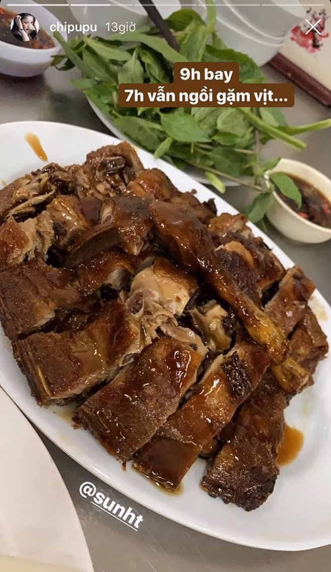 Xinh đẹp, nổi tiếng lại còn chơi với nhau thì đích thị là đôi bạn thân hotgirl Chi Pu và Sun HT ảnh 11