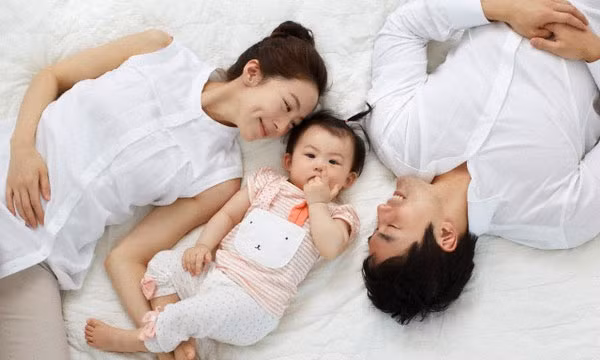 13 điều cha mẹ tuyệt đối không nên làm khi có trẻ nhỏ