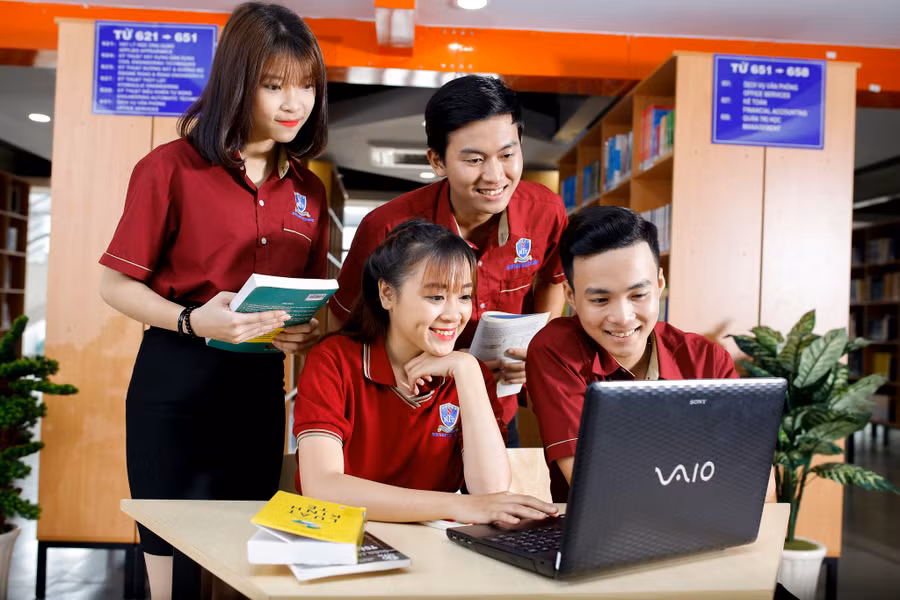 Học tập tại Trường ĐH Nguyễn Tất Thành cơ hội học nâng cao ngày càng rộng mở với sinh viên Học tập tại Trường ĐH Nguyễn Tất Thành cơ hội học nâng cao ngày càng rộng mở với sinh viên