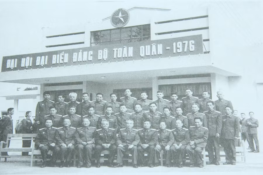 Những hình ảnh quý về Đại tướng Lê Đức Anh thời kháng chiến