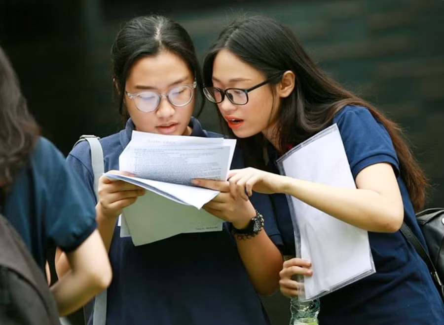 Ngưỡng điểm sàn các trường thấp không có nghĩa là an toàn khi đăng ký xét tuyển Ngưỡng điểm sàn các trường thấp không có nghĩa là an toàn khi đăng ký xét tuyển