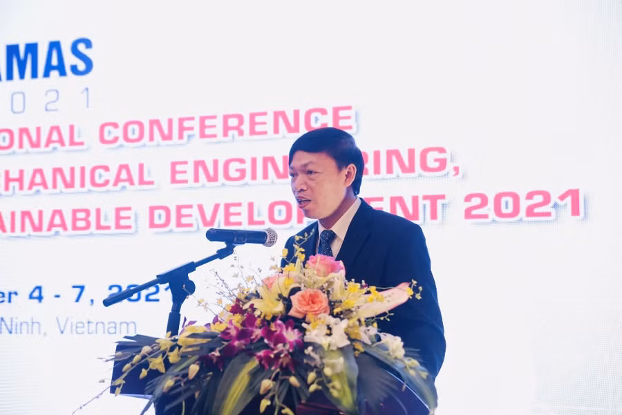 Trường ĐH Sư phạm Kỹ thuật Hưng Yên: Hướng tới làm chủ công nghệ trong lĩnh vực cơ khí trong giai đoạn mới ảnh 1