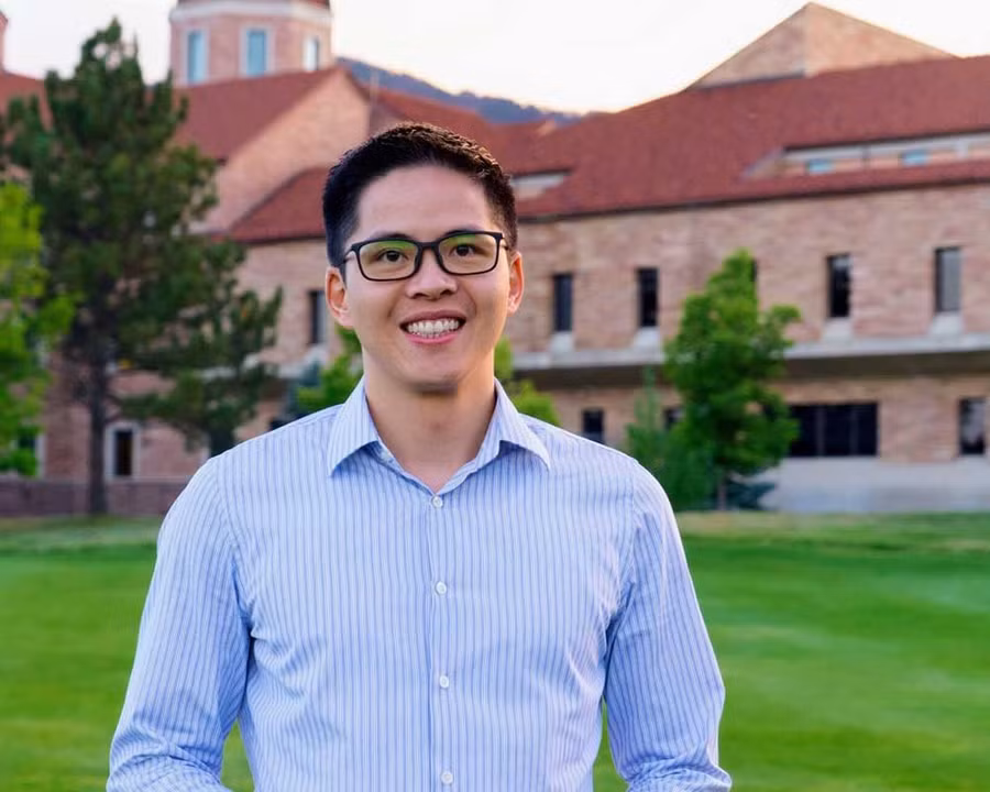 GS.TS Vũ Ngọc Tâm (ĐH Colorado Boulder, Mỹ) 
