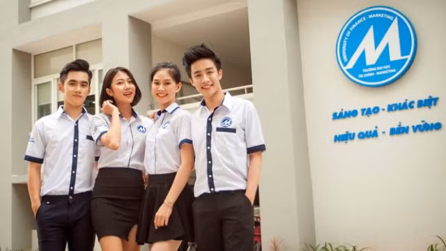 Sinh viên Trường ĐH Tài chính- Marketing Sinh viên Trường ĐH Tài chính- Marketing