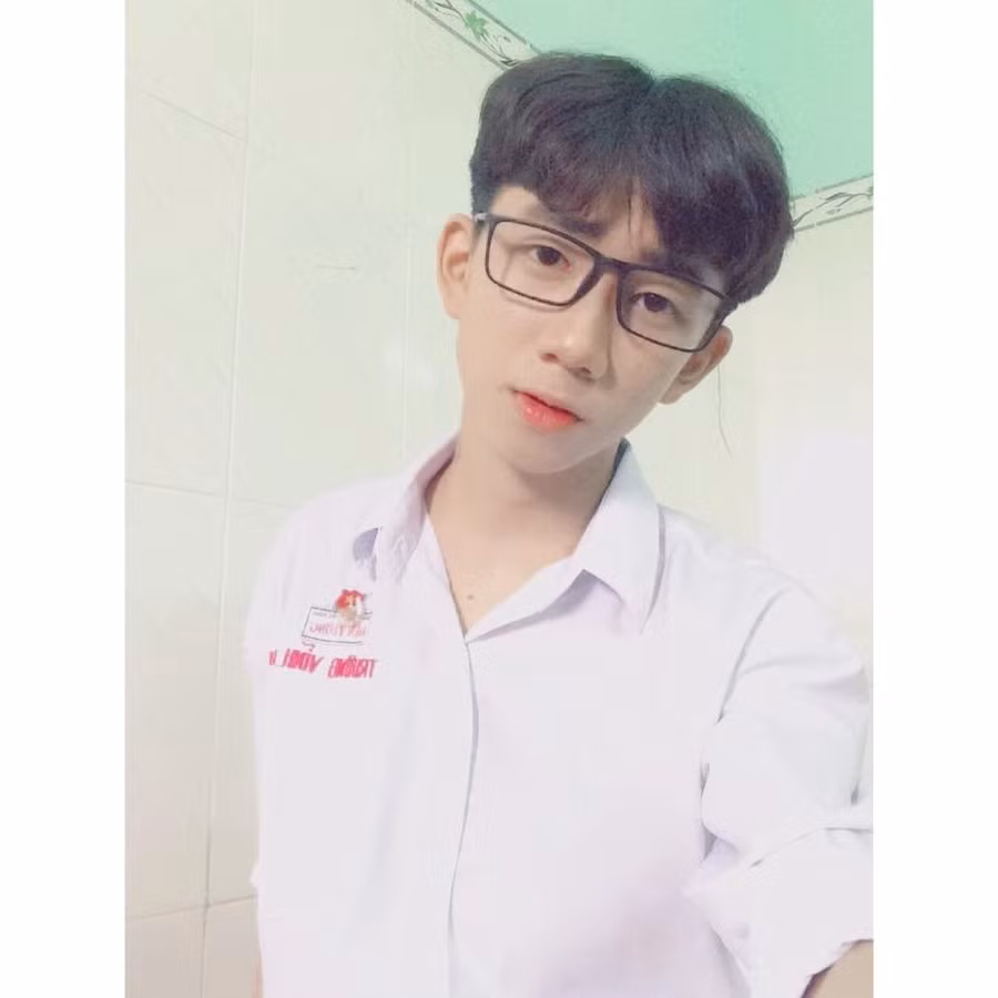 Nam sinh Long An sở hữu vẻ ngoài như tài tử Hàn ảnh 2