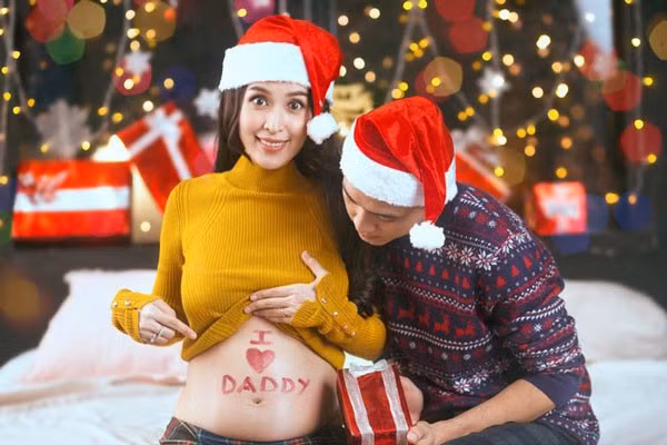 Cặp nghệ sĩ Tú Vi- Văn Anh chuẩn bị đón thêm thành viên mới.