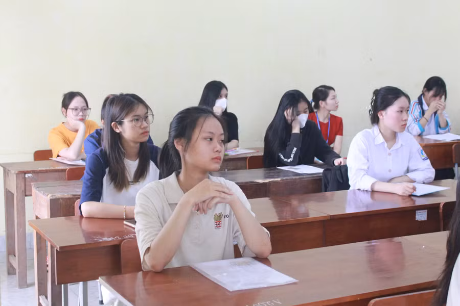 Toàn tỉnh Thái Nguyên có trên 16.000 thí sinh đăng ký dự thi tốt nghiệp THPT năm 2023. Toàn tỉnh Thái Nguyên có trên 16.000 thí sinh đăng ký dự thi tốt nghiệp THPT năm 2023.