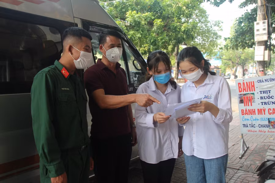 Thí sinh Bắc Ninh với tâm lý thoải mái, quyết tâm hoàn thành tốt nhất kỳ thi.