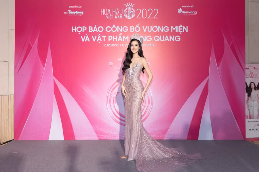 Hoa hậu Liên lục địa Bảo Ngọc.