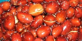 Cách làm món đậu phộng rang muối giòn thơm, 3 chén cơm cũng hết bay trong nháy mắt!