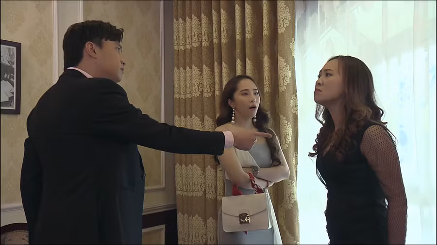 Một lần, chồng người đàn bà kia vào tận khách sạn để đánh ghen. Xong, anh ta yêu cầu vợ về. (Ảnh minh hoạ)