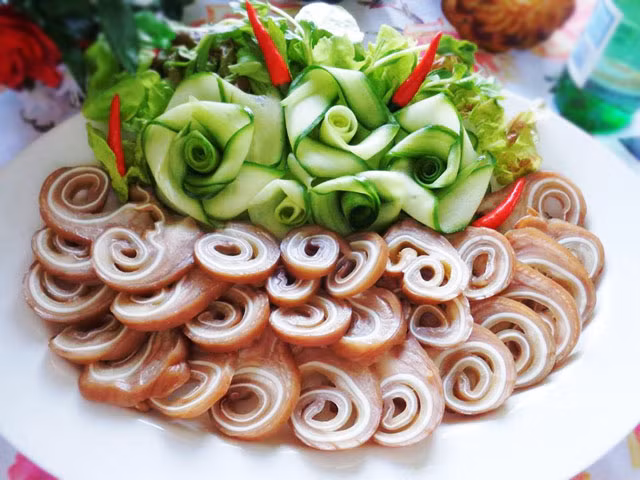 Món nhắm cực ngon: Da heo cuộn ngâm chua ngọt - giòn ngon sần sật ăn một lần là mê tới già