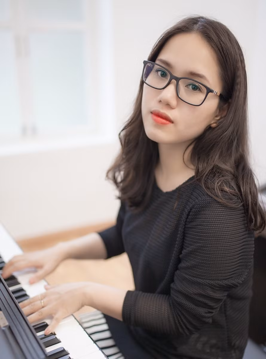 Khi bị chê hát dở, Thùy Chi chọn cách ở nhà luyện tập thêm.
