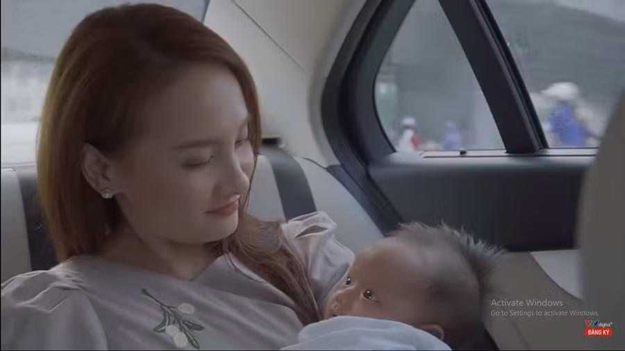 Về nhà đi con tập 73 Preview: Thư hồ hởi chào đón Dũng là bố nuôi của cụ Bon.