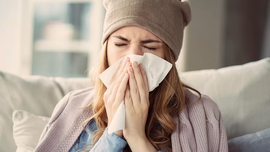 Vào mùa đông, khả năng miễn dịch của bạn thấp và bệnh truyền nhiễm có thể lây truyền dễ dàng hơn so với các mùa khác. (Ảnh: ITN) Vào mùa đông, khả năng miễn dịch của bạn thấp và bệnh truyền nhiễm có thể lây truyền dễ dàng hơn so với các mùa khác. (Ảnh: ITN)