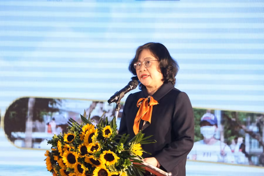 TS Ngô Thị Minh - Thứ trưởng Bộ GD&ĐT khẳng định những hiệu ứng tích cực được lan tỏa từ giải chạy S-Race những năm qua. TS Ngô Thị Minh - Thứ trưởng Bộ GD&ĐT khẳng định những hiệu ứng tích cực được lan tỏa từ giải chạy S-Race những năm qua.