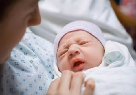3 thời điểm bố mẹ nên kiêng chụp ảnh con để tránh điều không may ảnh 1