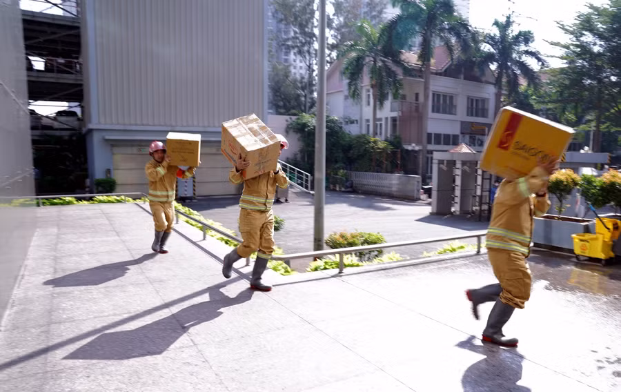 Bảo vệ tài sản của tòa nhà trong đám cháy.