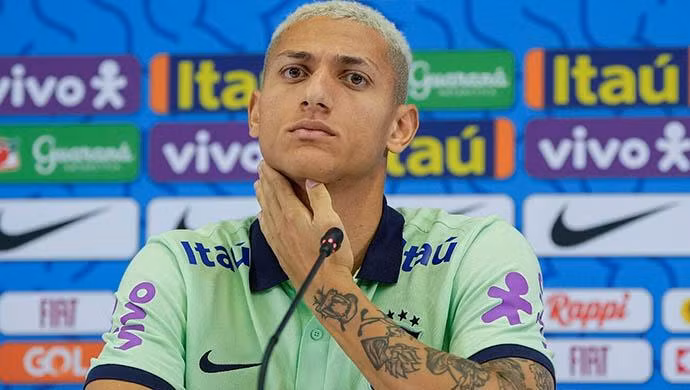 Richarlison khi giải nghệ muốn mua hòn đảo có nhiều phụ nữ đẹp