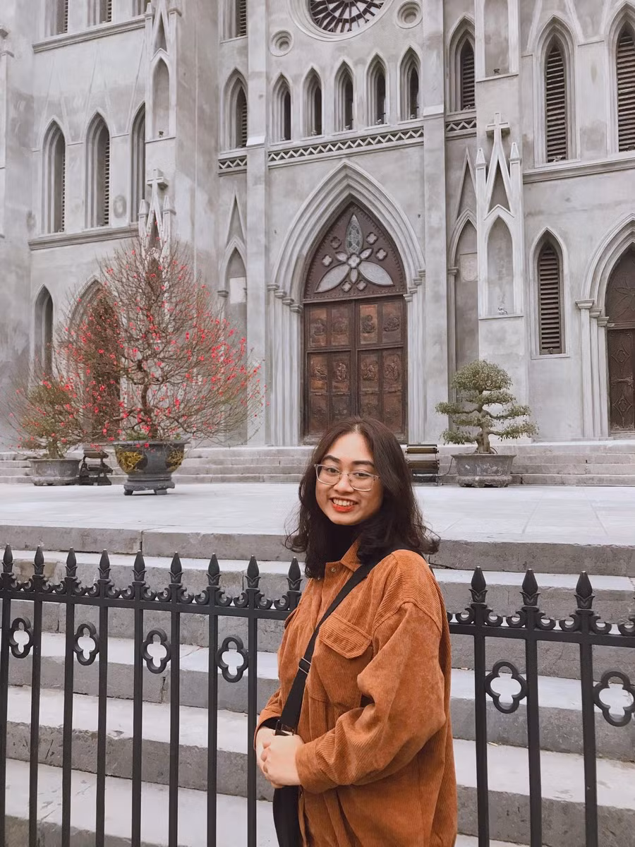 Em Chu Ngọc Diệp, sinh viên Trường Đại học Luật Hà Nội. Em Chu Ngọc Diệp, sinh viên Trường Đại học Luật Hà Nội.