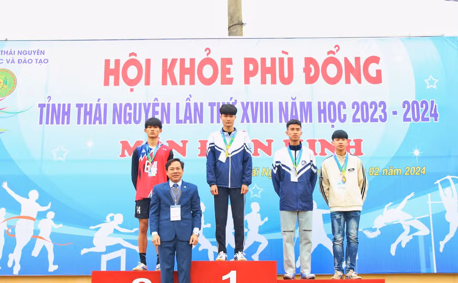 Hàng nghìn học sinh Thái Nguyên hào hứng tham gia Hội khỏe Phù đổng.