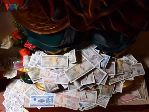 di le dau nam dat tien cong duc the nao cho dung hinh 1