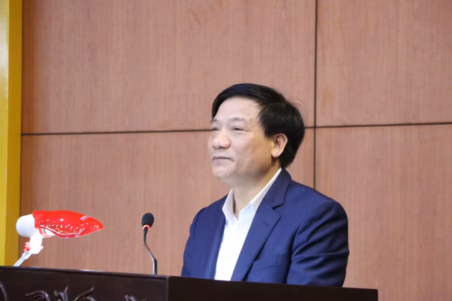 Ông Nguyễn Viết Hiển - Giám đốc Sở GD&amp;ĐT tỉnh Thái Bình phát biểu tại hội nghị.