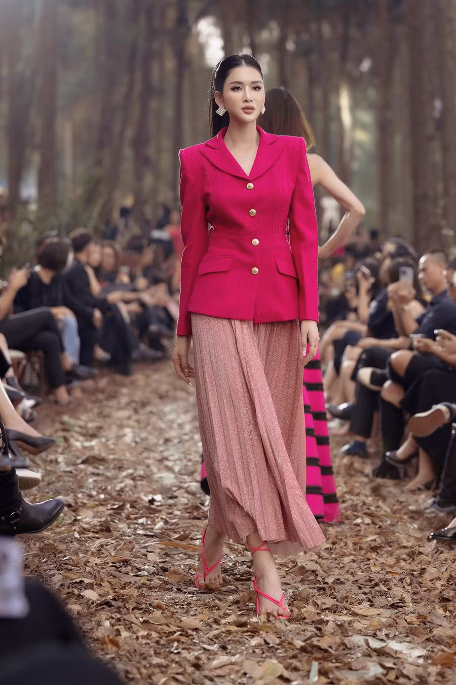 Á hậu Nguyễn Nga sẽ đại diện Việt Nam tham gia Hoa hậu Du lịch Quốc tế 2022 - Miss Tourism International 2022. Á hậu Nguyễn Nga sẽ đại diện Việt Nam tham gia Hoa hậu Du lịch Quốc tế 2022 - Miss Tourism International 2022.