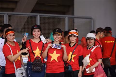 Malaysia vs Việt Nam: Mưa bắt đầu ngớt