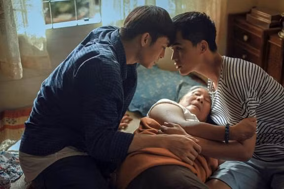 Một cảnh trong phim "Thưa mẹ con đi"
