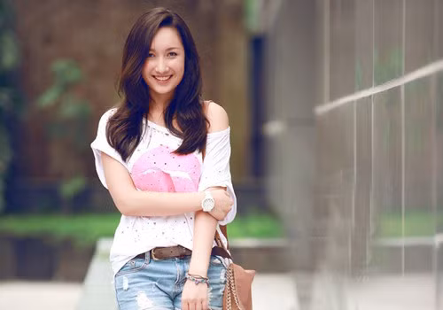 Con gái lớn xinh đẹp và sành mốt của nhà sao Việt