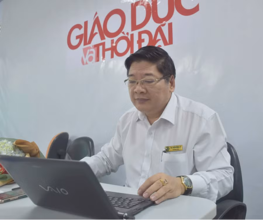 TS Trần Đình Lý trả lời câu hỏi của độc giả.