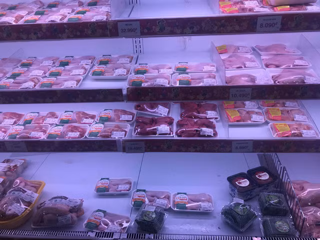 Siêu thị thất thủ, khách xếp hàng dài đến đêm chờ thanh toán - Ảnh 9.