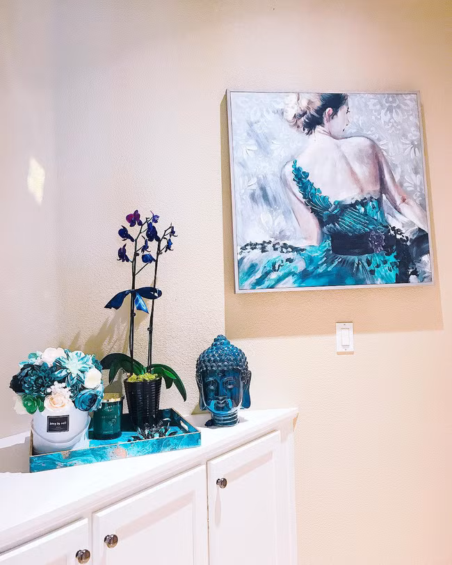Biệt thự triệu đô màu trắng sang trọng của Hoa hậu Phạm Hương tại Los Angeles, Mỹ - Ảnh 11. Biệt thự triệu đô màu trắng sang trọng của Hoa hậu Phạm Hương tại Los Angeles, Mỹ - Ảnh 11.