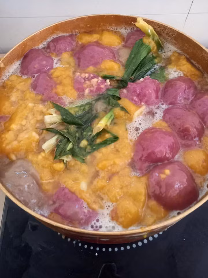 Chè trôi nước rằm tháng 7.