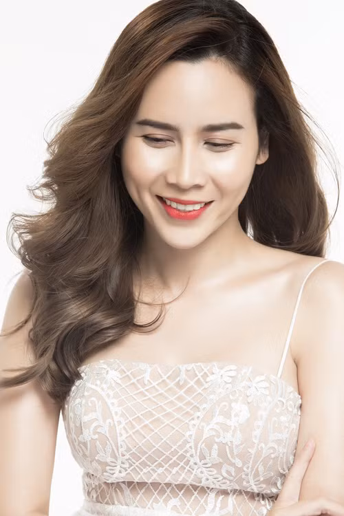 luu-huong-giang-khoe-anh-moi-sau-khi-thua-nhan-thm-my-6