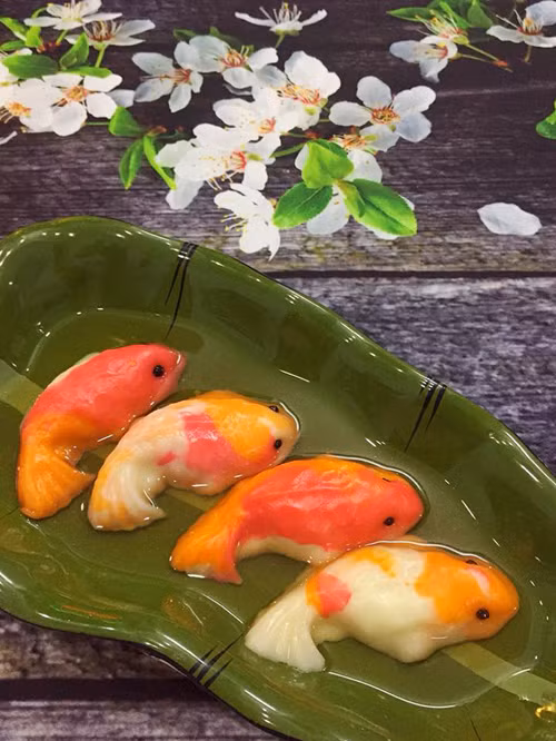 Cách tạo hình cá chép trong mâm cỗ cúng ông Táo cho các nàng dâu đảm ảnh 3