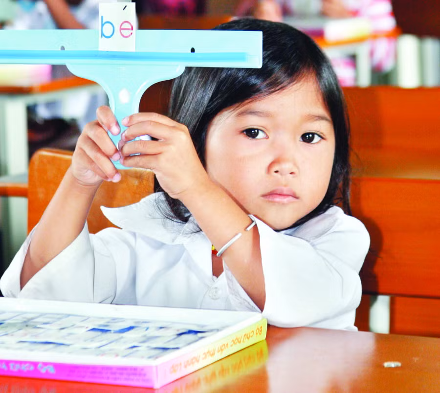 “Tiếng Việt ơi tiếng Việt ân tình...”
