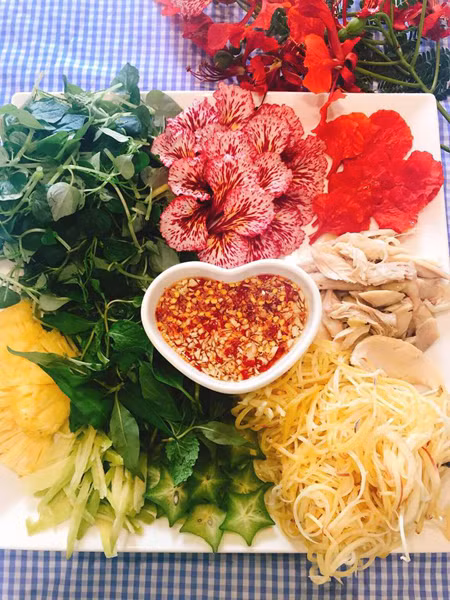 Gỏi hoa phượng